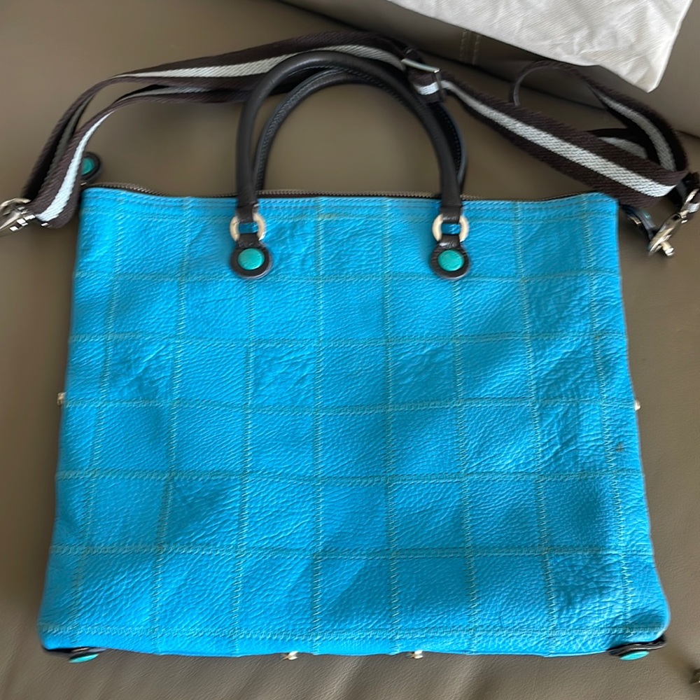 Gorgeous Blue Gabs Leather bag made in Italy
